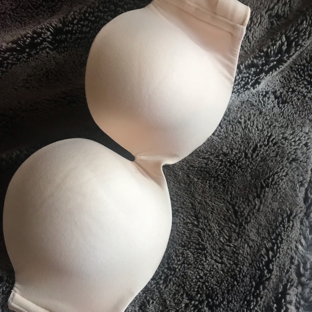 Nude Strapless Bra